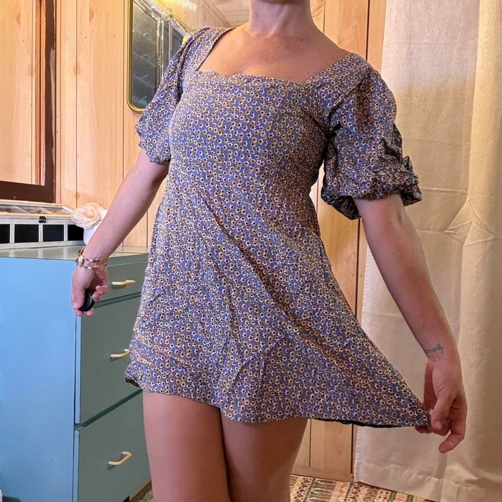 Valija Gitana Daisy Print Puff Sleeve Romper Size XSmall Spring Summer Femenine